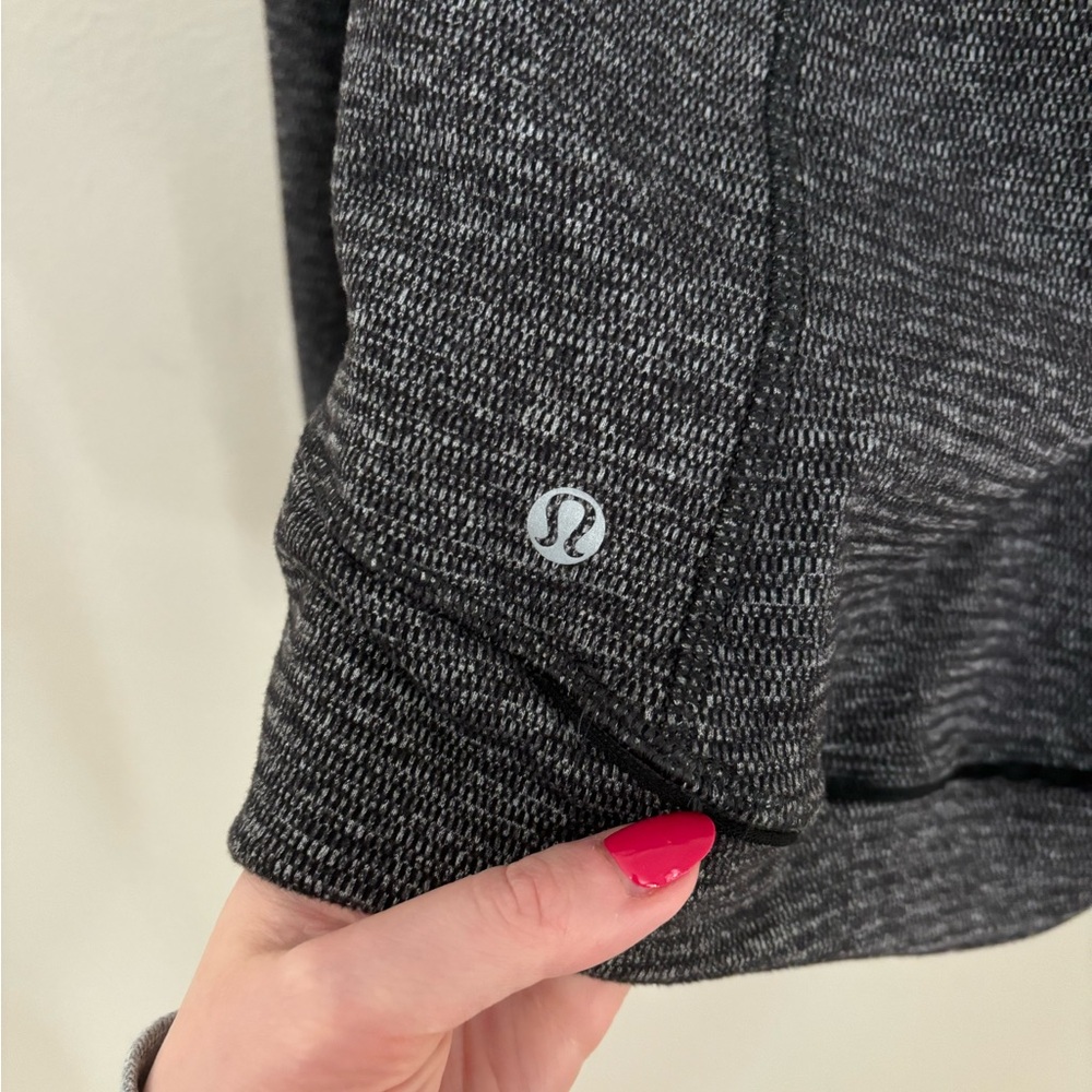 Lululemon Think Fast Pullover - Picture 7 of 13